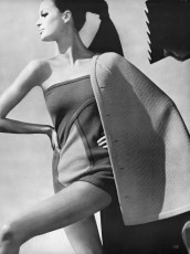Editha Dussler by Henry Clarke (Vogue USA 1966.06)