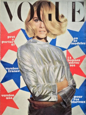 Nicole de la Marge by Peter Knapp / Vogue FRA (1966.08)