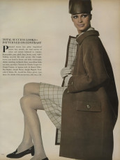 Editha Dussler by Irving Penn (Vogue USA 1966.08/2)