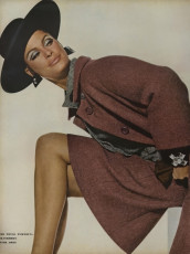 Editha Dussler by Irving Penn (Vogue USA 1966.09)