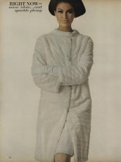 Editha Dussler by Bert Stern (Vogue USA 1966.09/2)
