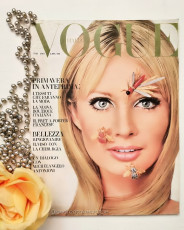 Sue Murray by Irving Penn / Vogue ITA (1967.02)