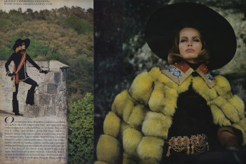Veruschka by Franco Rubartelli (Vogue USA 1968.08/2)