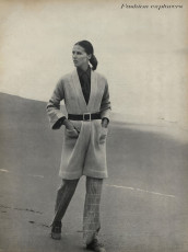 Birgitta af Klercker by John Cowan (Vogue USA 1968.10/2)