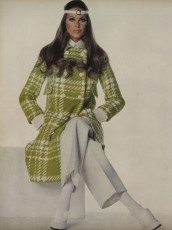 Editha Dussler by Irving Penn (Vogue USA 1969.02)