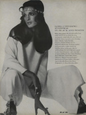 Mirelli Pettini by Irving Penn (Vogue USA 1969.02/2)