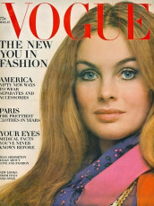 Jean Shrimpton by Gianni Penati (Vogue USA 1969.03/2)