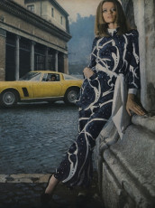 Veruschka by Franco Rubartelli (Vogue USA 1969.04)