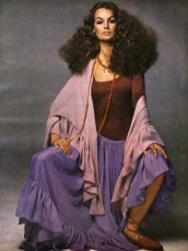 Jean Shrimpton by Richard Avedon (Vogue USA 1969.04/2)