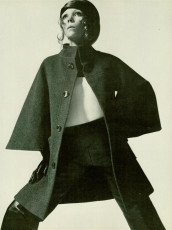 Penelope Tree by David Bailey / Vogue ITA (1969.07-08)