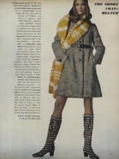 Editha Dussler by Irving Penn (Vogue USA 1969.09/2)