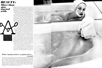 Donna Mitchell by Richard Avedon
/ Vogue USA (1971.10)