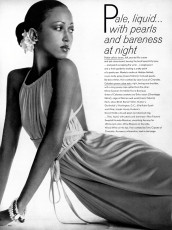 Pat Cleveland by Richard Avedon / Vogue USA (1972.11)