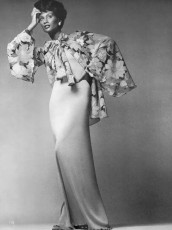 Beverly Johnson by Francesco Scavullo / Vogue USA (1974.02)