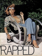 Lisa Taylor by Helmut Newton / Vogue USA (1974.06)