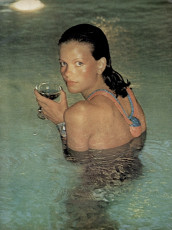 Lisa Taylor by Helmut Newton / Vogue USA (1974.06)