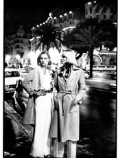 Patti Hansen, Gunilla Lindblad by Helmut Newton / Vogue USA (1976.03)