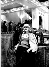 Gunilla Lindblad by Helmut Newton / Vogue USA (1976.03)