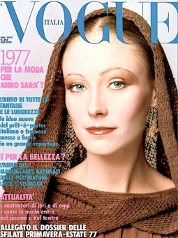 Susan Moncur by David Bailey / Vogue ITA (1977.01)