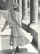 Beverly Johnson by Norman Parkinson / Vogue ITA (1977.01)