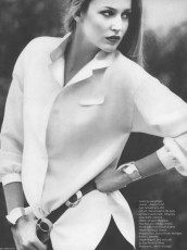 Jerry Hall by Stan Malinowski / Vogue USA (1978.02)