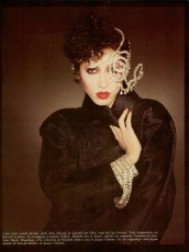 Pat Cleveland by Francois Lamy / Vogue ITA (1978.07-08)