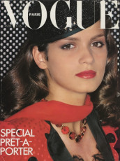 Gia Carangi by Helmut Newton / Vogue FRA (1979.04)