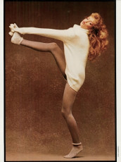 Jerry Hall by Peter Lindbergh / Vogue ITA (1979.12)